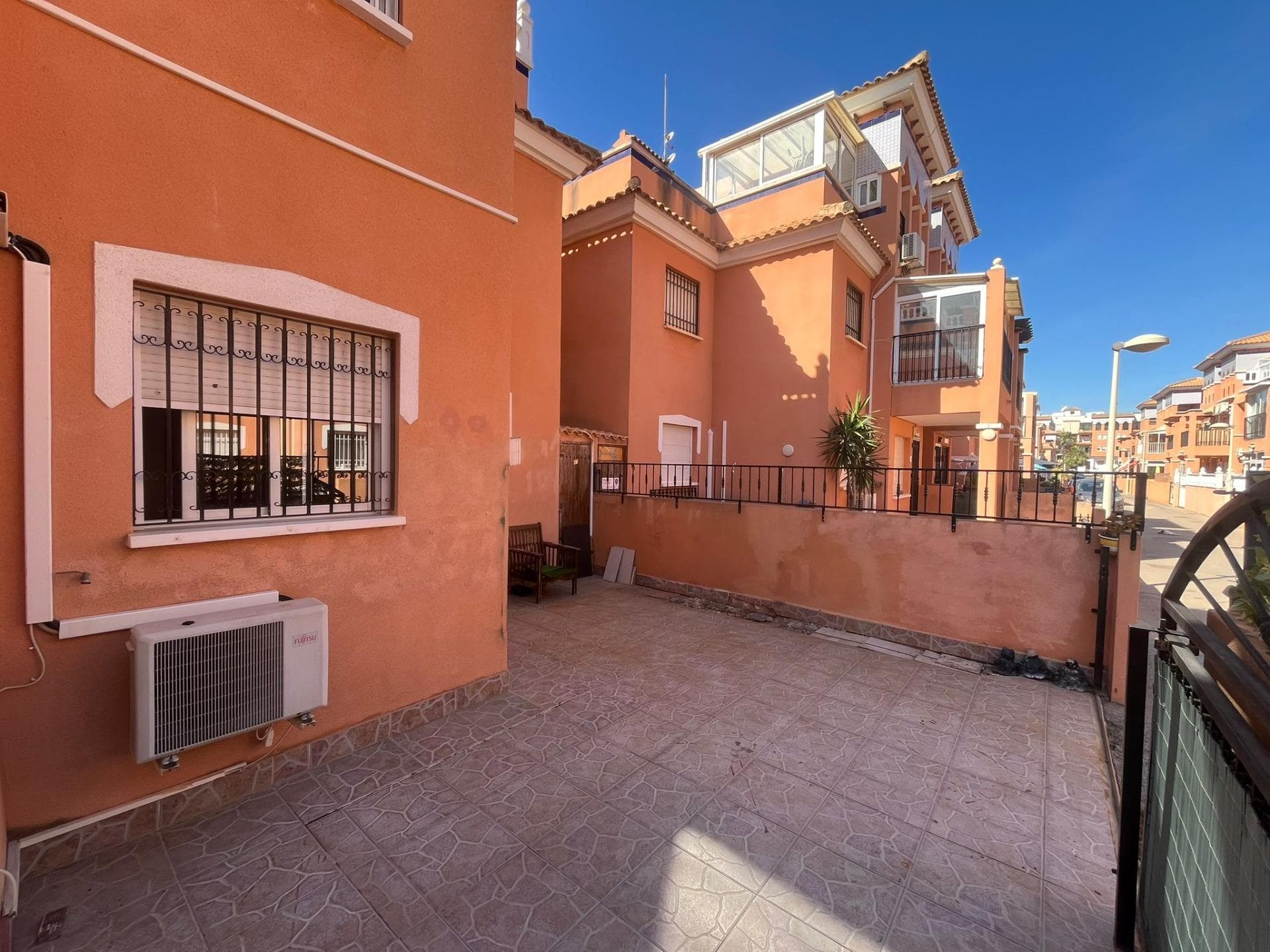 Bungalow en planta baja en venta en Playa Flamenca
