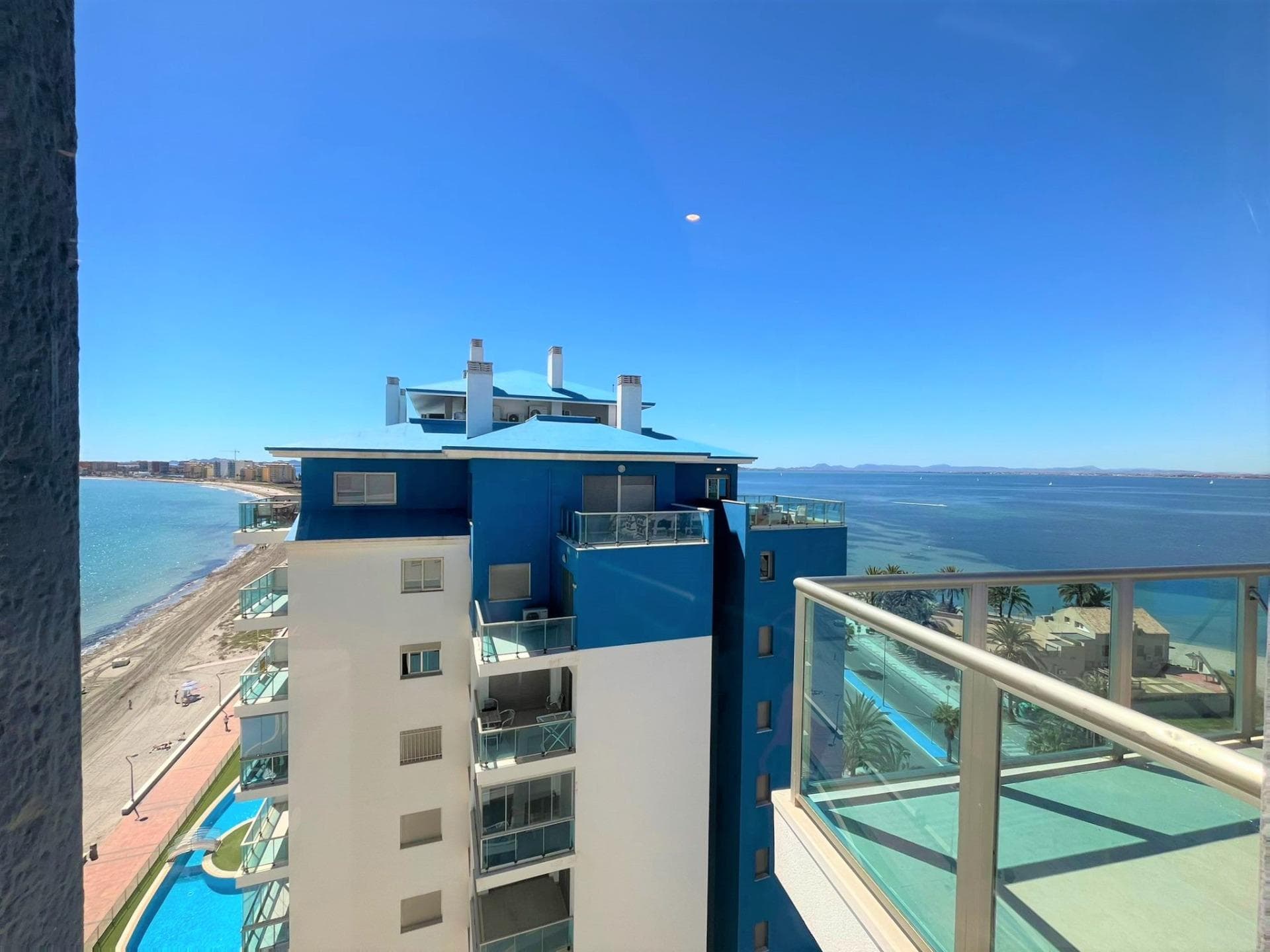 Exclusivo ático dúplex de lujo con vistas a dos mares en Euro Marina Tower, La Manga del Mar Menor