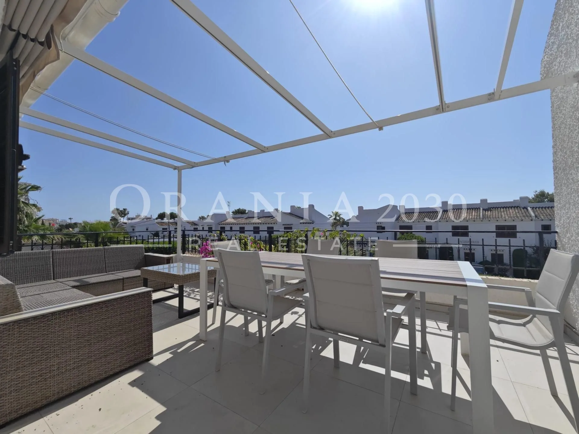 Apartamento reformado en Cabo Roig, a pocos pasos del mar