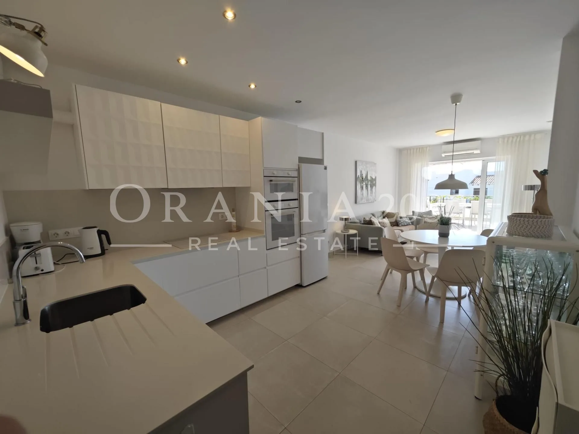 Apartamento reformado en Cabo Roig, a pocos pasos del mar
