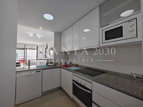 Luminoso apartamento de 2 dormitorios con piscina y spa en Campoamor