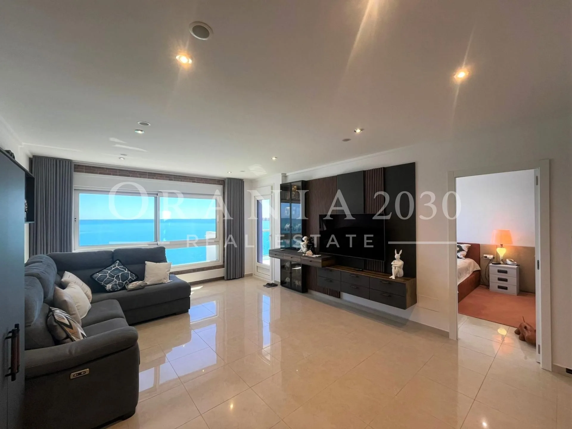 Exclusivo ático dúplex de lujo con vistas a dos mares en Euro Marina Tower, La Manga del Mar Menor
