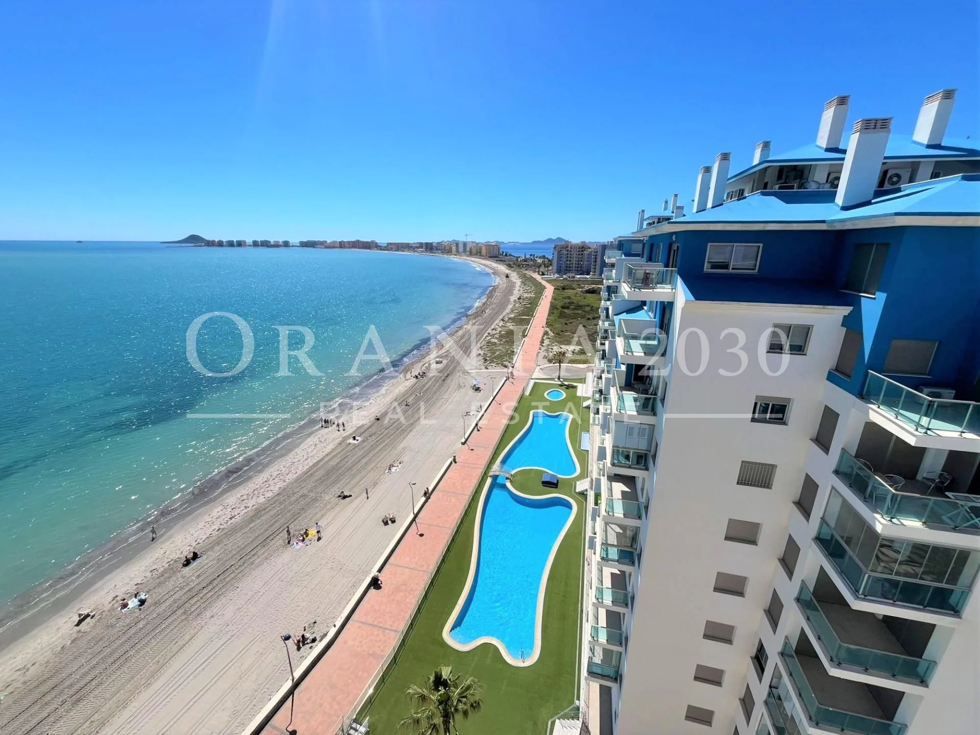 Exclusivo ático dúplex de lujo con vistas a dos mares en Euro Marina Tower, La Manga del Mar Menor