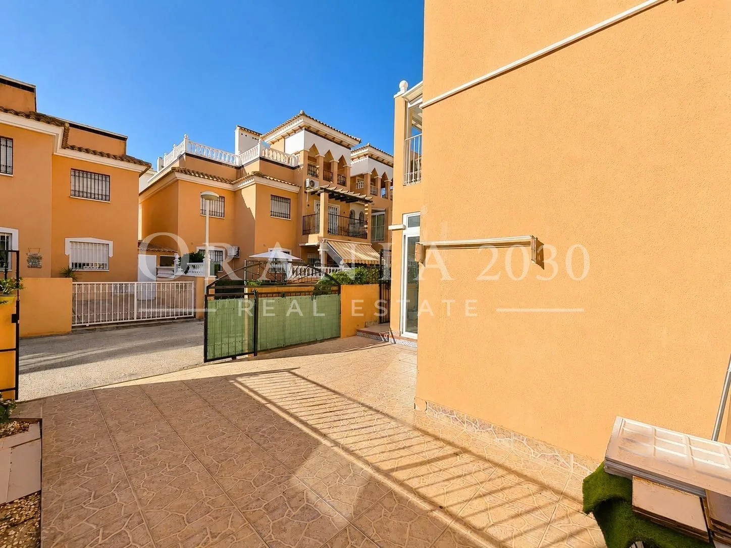 Bungalow en planta baja en venta en Playa Flamenca