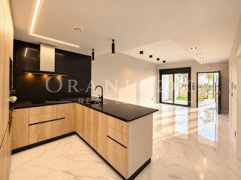 Bungalow en planta baja con 3 dormitorios y amplias terrazas en Innova Beach III – Punta Prima