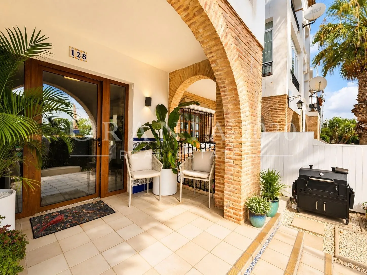 Encantador Bungalow en Planta Baja de 2 Dormitorios junto a Villamartín Plaza