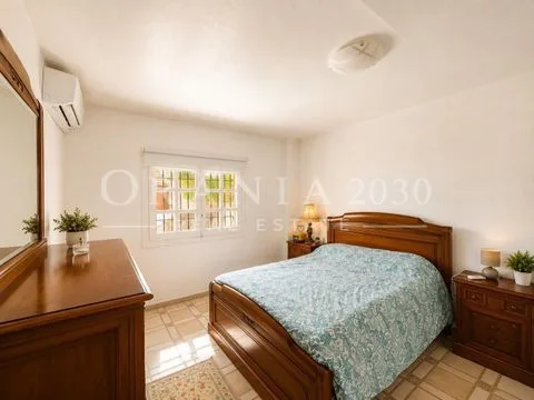 Encantador Bungalow en Planta Baja de 2 Dormitorios junto a Villamartín Plaza